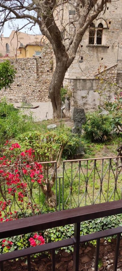 B&B Akropolis Taormina Exteriör bild